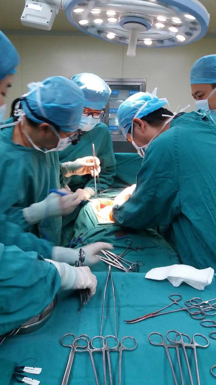 四川友谊医院多学科协作成功救治危重消化道大出血患者